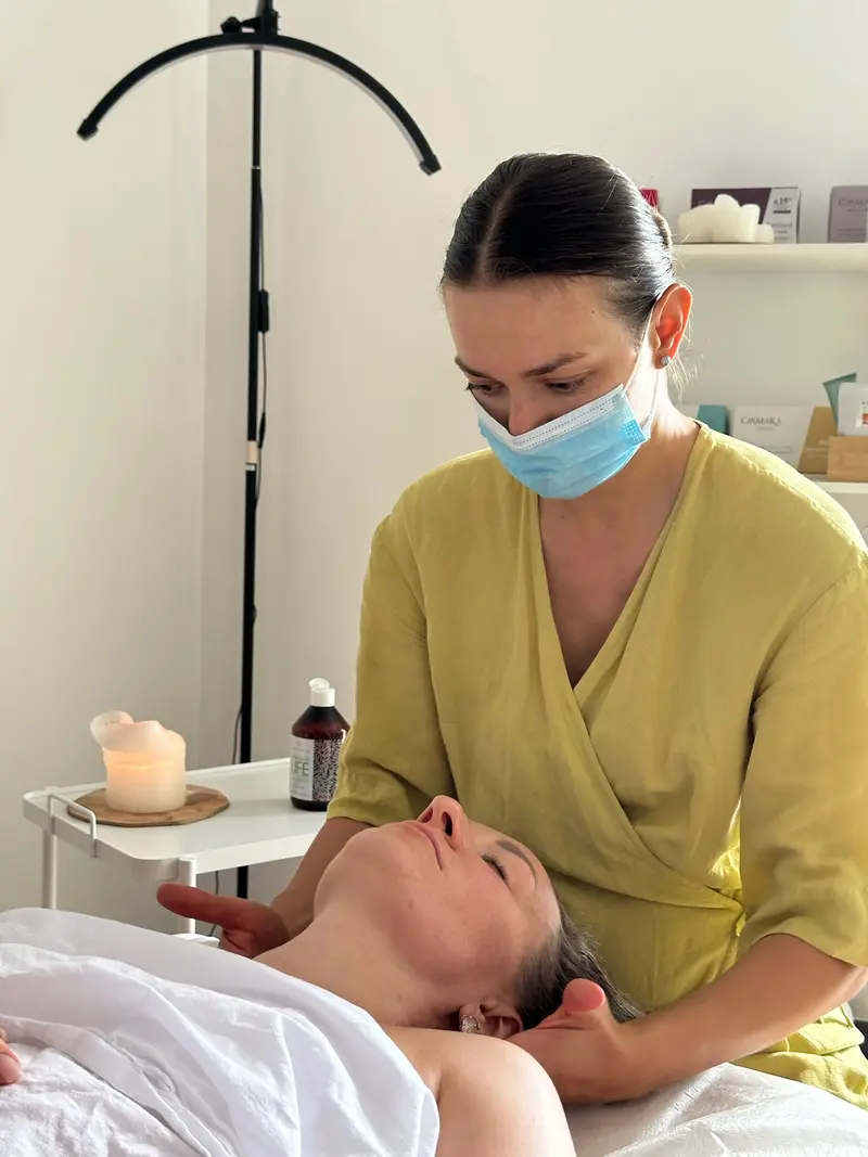 Neck massage at the start of a facial treatment